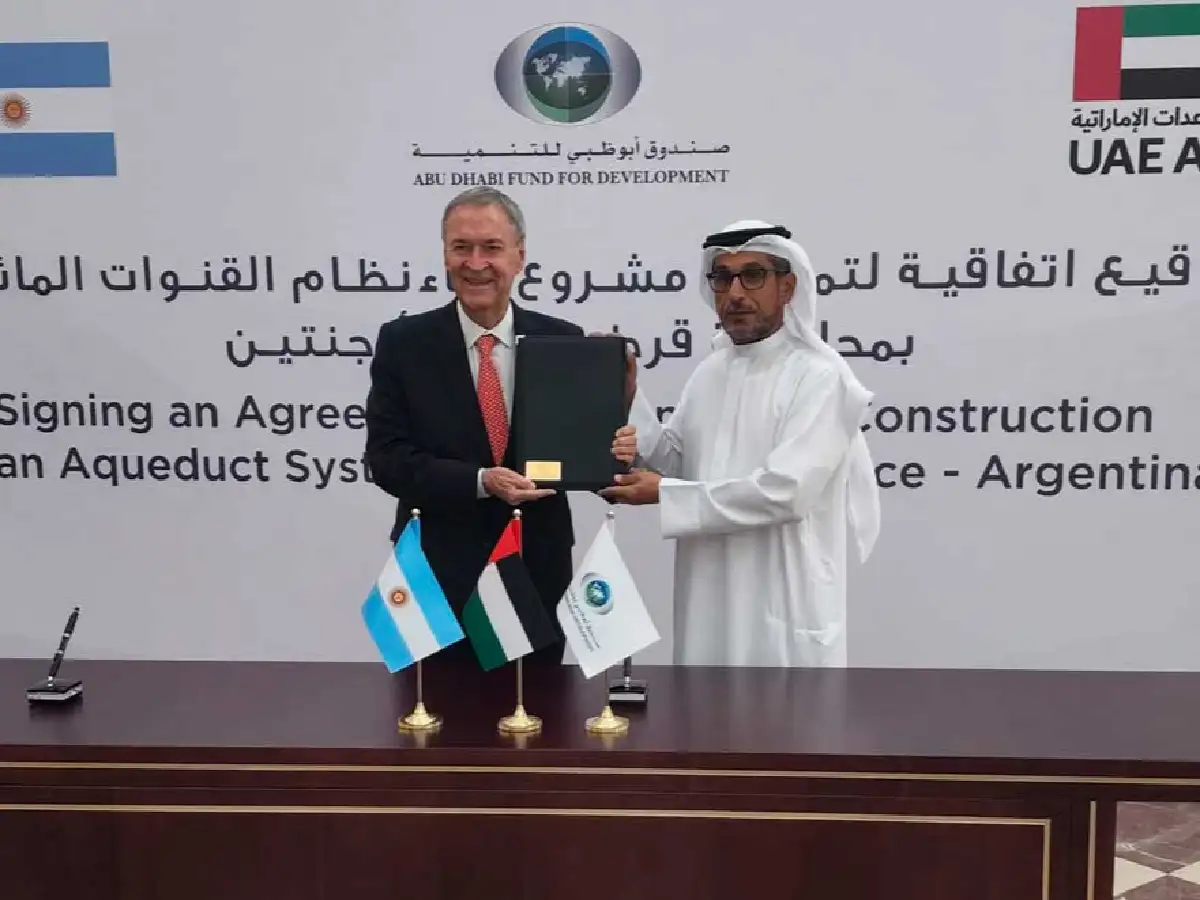 Schiaretti firmó convenios en Abu Dabi para avanzar con el plan de acueductos troncales