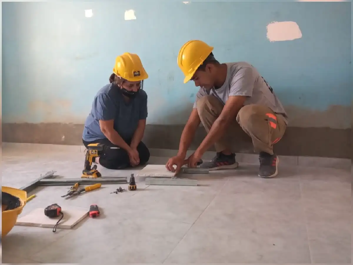 El durlock abrió las puertas laborales para las mujeres con oficio
