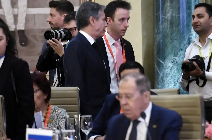 Antony Blinken le exigió a Serguei Lavrov el fin de la agresión de Rusia a Ucrania