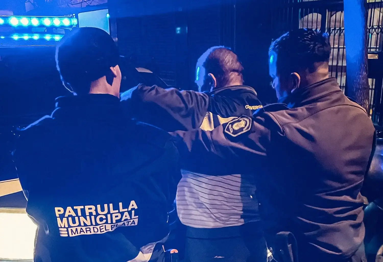 Montengro narró en sus redes el hecho que culminó con una detención.