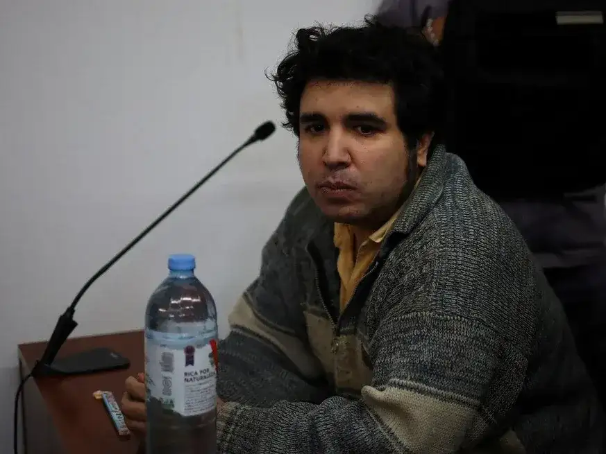 Fernando Sabag Montiel escuchó la sentencia en la sala del TOF 6. Foto: Reuters.