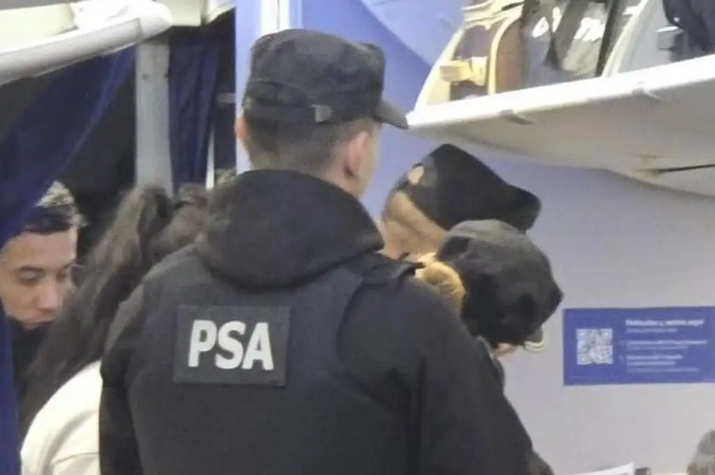 Detenidos en un vuelo