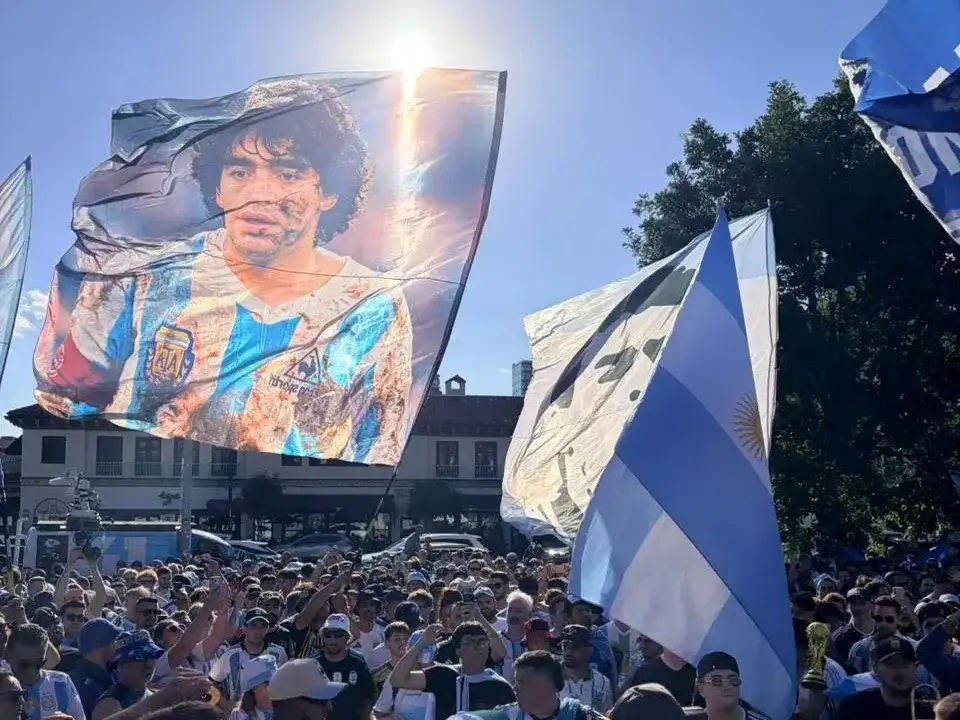 Los hinchas argentinos coparon Kansas y Dallas