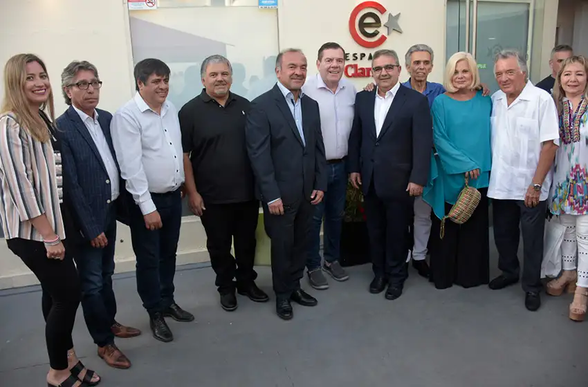 Música y gastronomía enmarcaron la visita del gobernador de Catamarca a Espacio Clarín