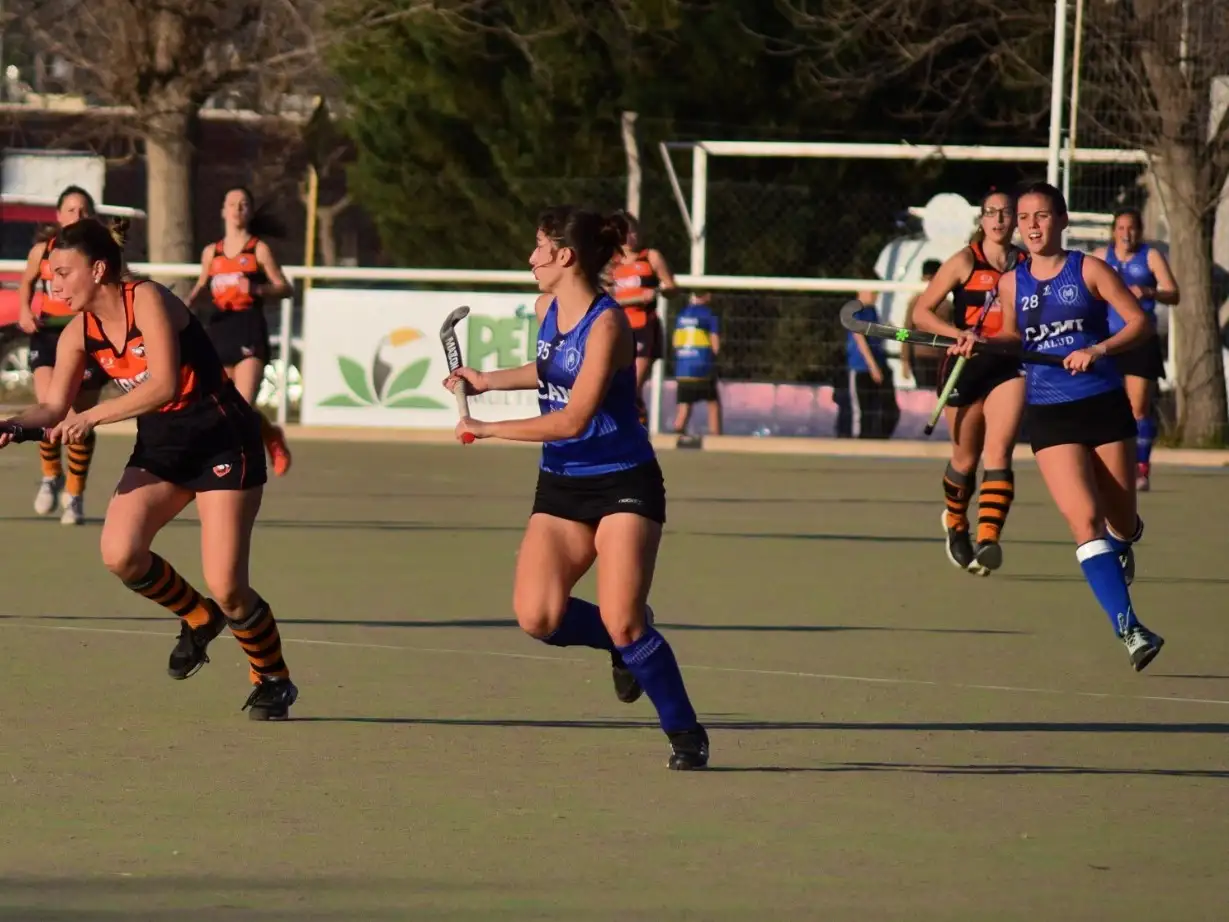 Antártida ganó como local