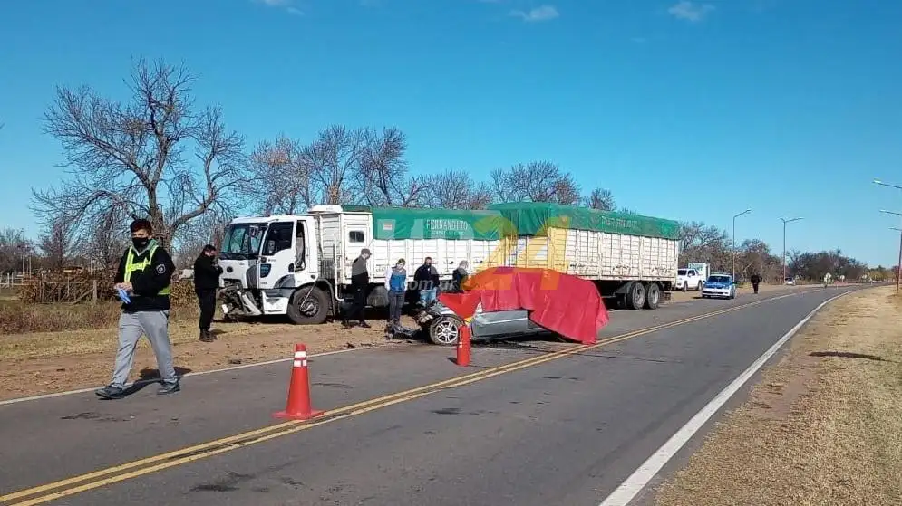 María Teresa: un automovilista perdió la vida en accidente sobre ruta 14