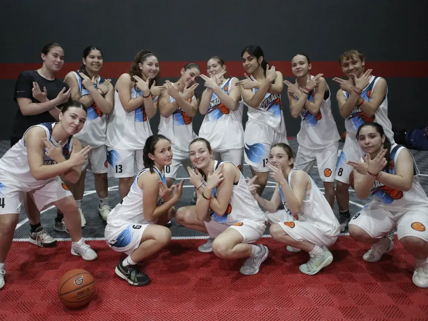 Las 13 jugadoras convocadas representarán a la Asociación Venadense en el Interasociaciones U15 femenino que se disputará en Rafaela / Juan Armando Bustos