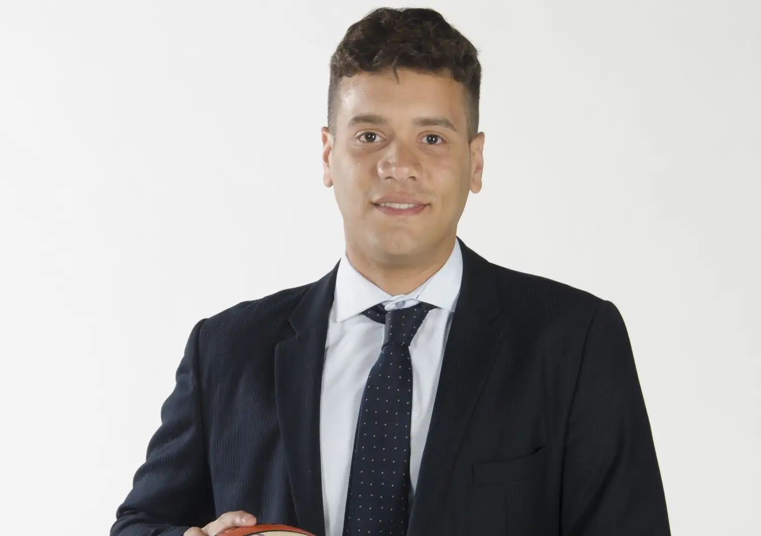 Unión ratificó su DT: sigue Ezequiel Santiago Medina