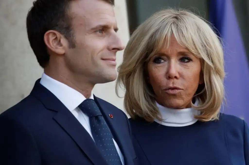 La esposa del Presidente de Francia es víctima de “fake news”: dicen que es una mujer trans