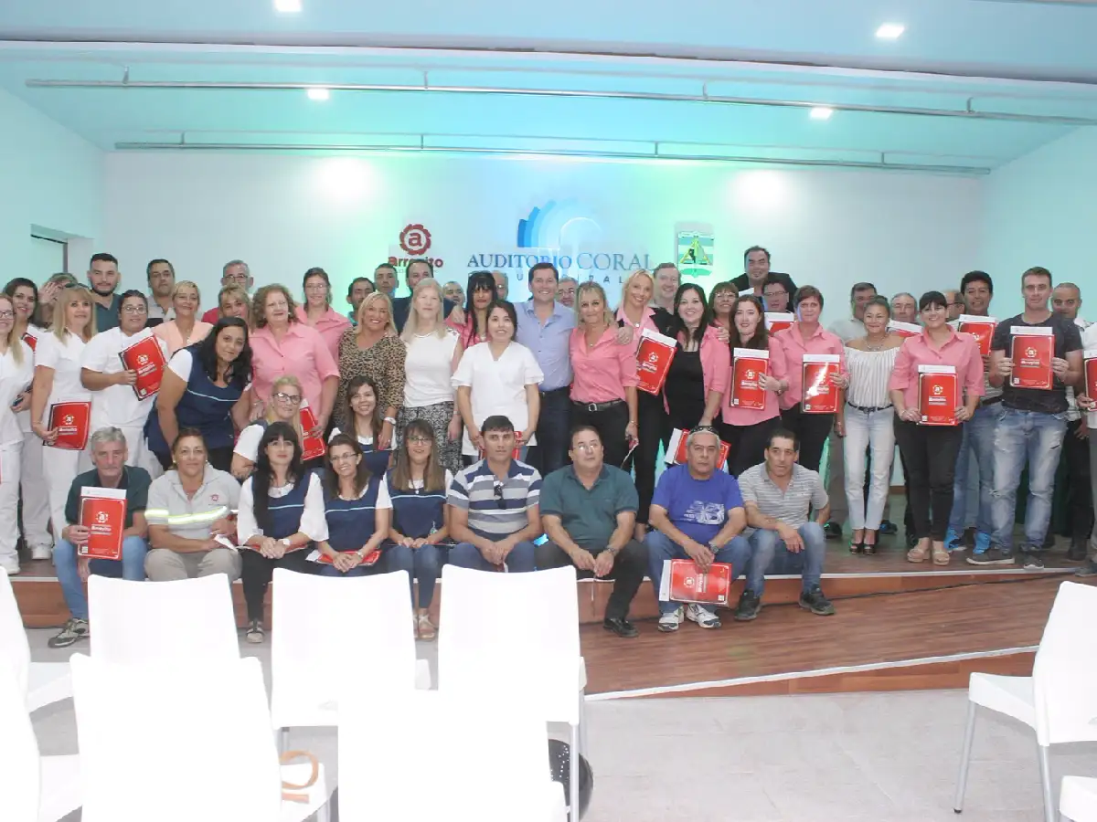 Arroyito: 46 municipales  ingresaron a planta permanente 