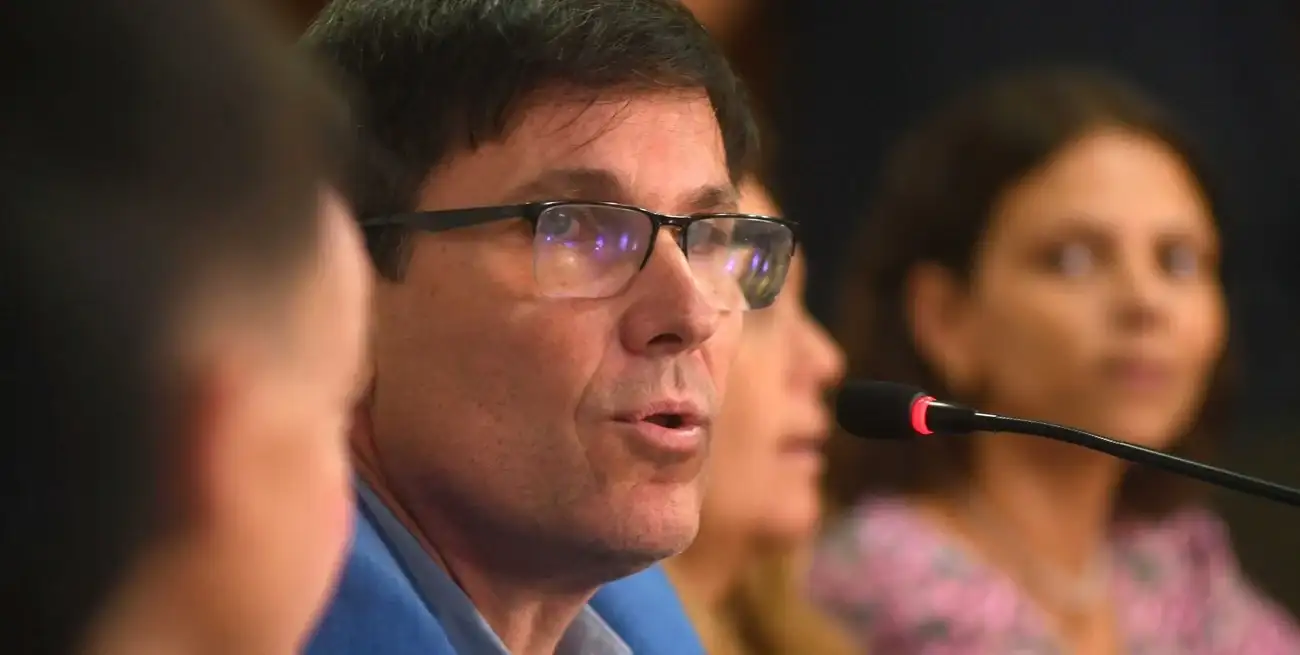 "Vamos a hacer el esfuerzo máximo para poder ofrecer la mejor opción en la paritaria", se comprometió el ministro de Educación. Foto: Flavio Raina
