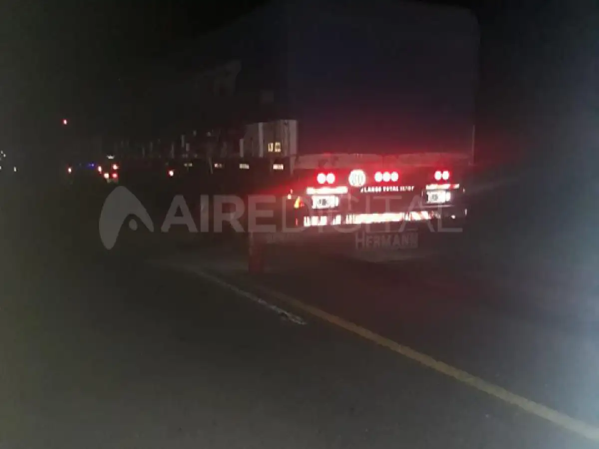 Falleció un adolescente al chocar con su moto