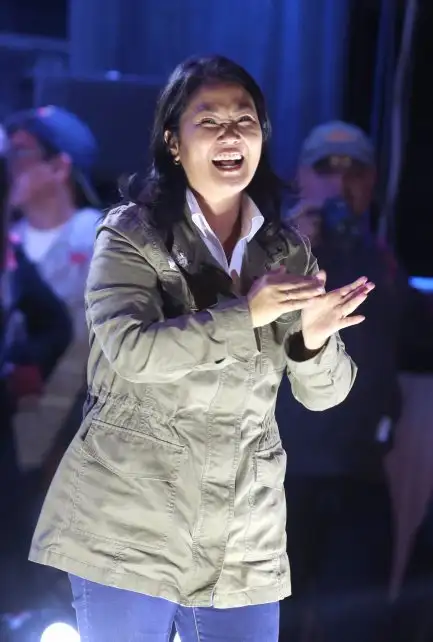 Keiko se despega de Kuczynski en Perú