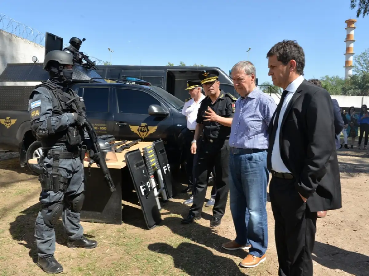 Schiaretti felicitó a la FPA y anunció nuevas camionetas para la fuerza 