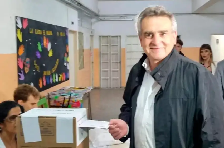 Votó Agustín Rossi, candidato a vicepresidente