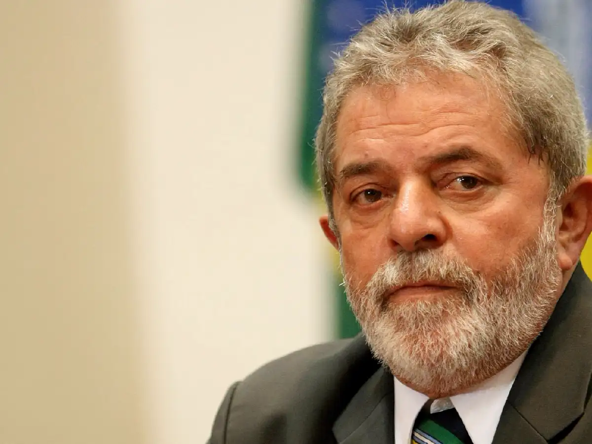 Lula con 39% de intenciones de voto en Brasil, según Datafolha