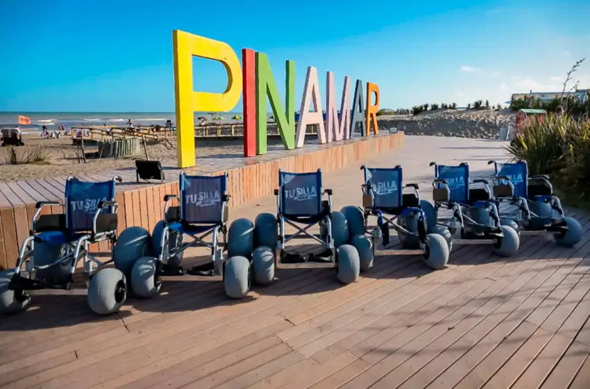 Entregaron sillas anfibias a Balnearios de Pinamar