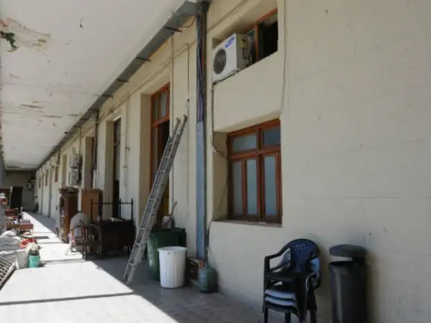 Una empleada sufrió heridas al ceder un entrepiso de Gobernación en Rosario