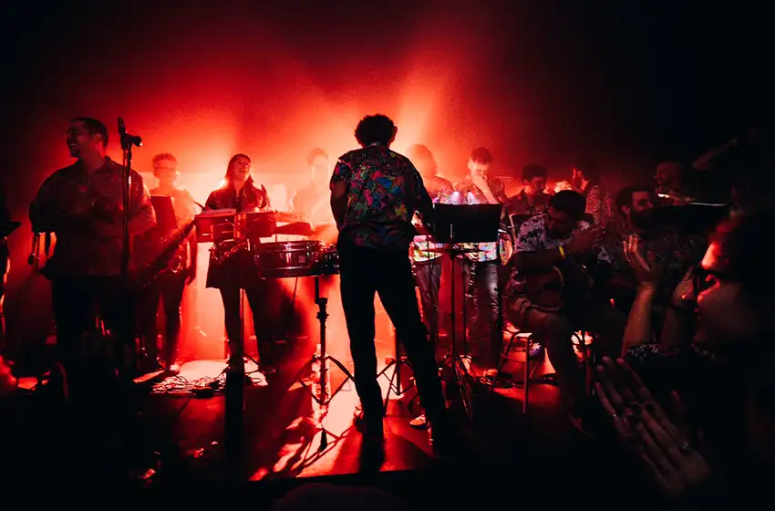 Cumbia Grande se presenta en club TRI