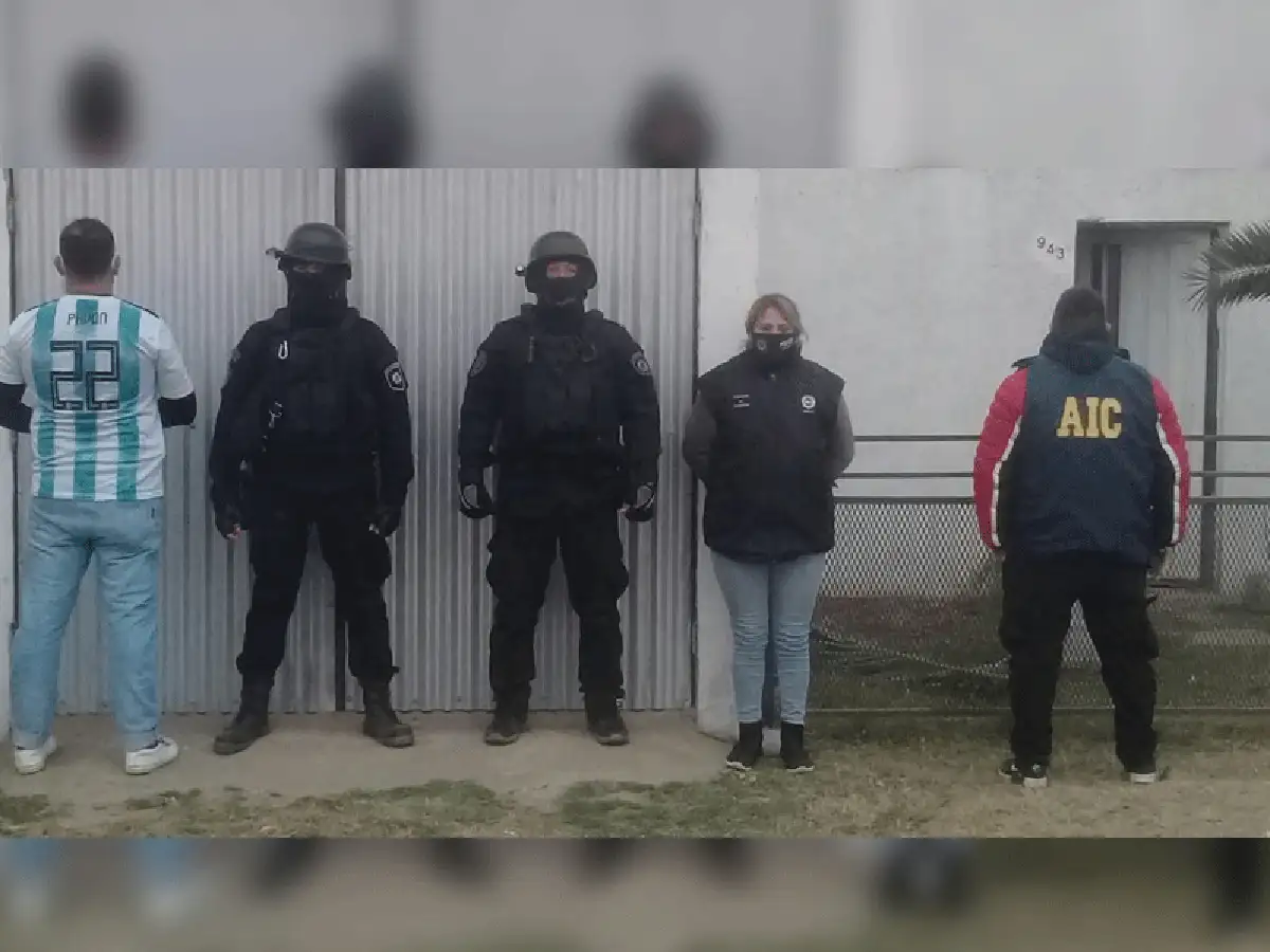 Secuestran armas y drogas en Frontera: dos detenidos