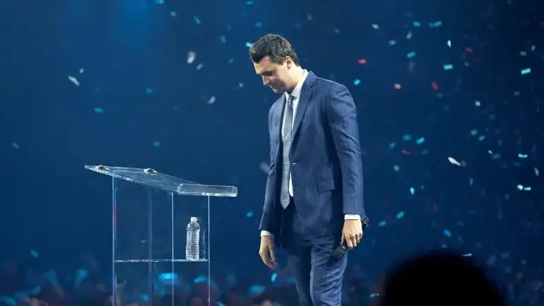 Charlie Kirk, activista conservador