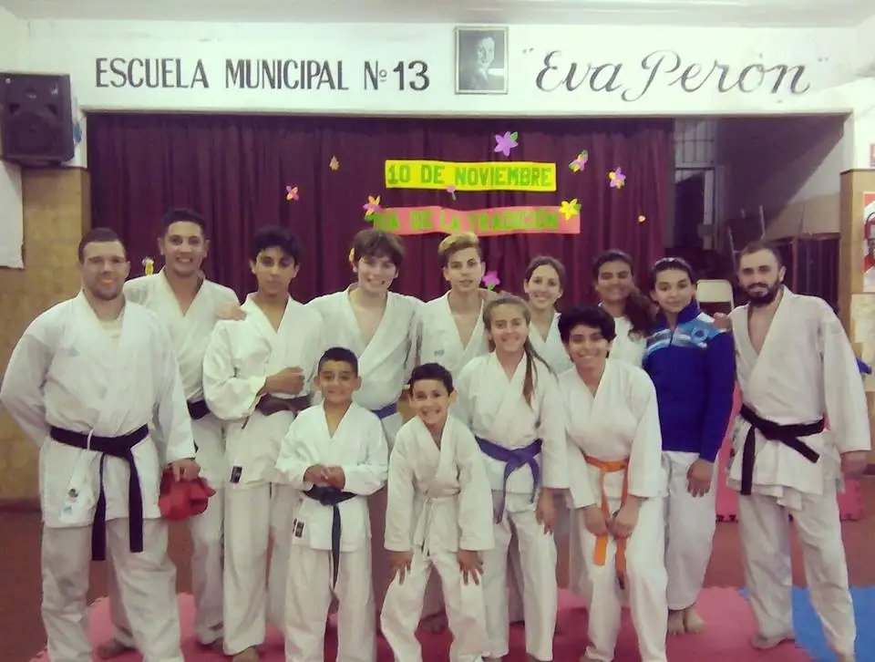 Once marplatenses al Nacional de Karate