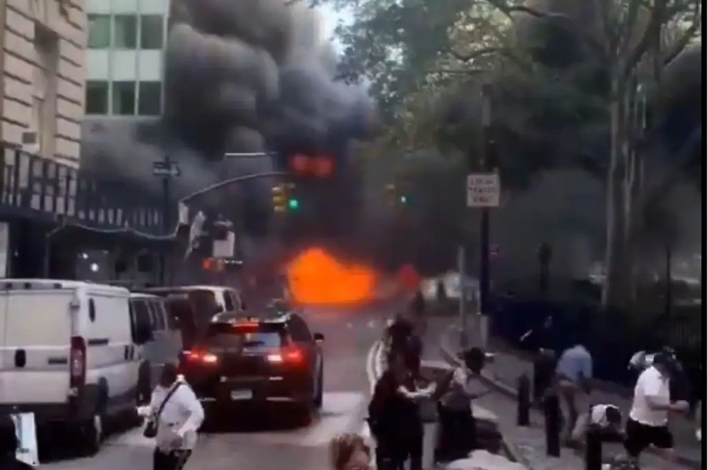 Un auto explotó y causó pánico