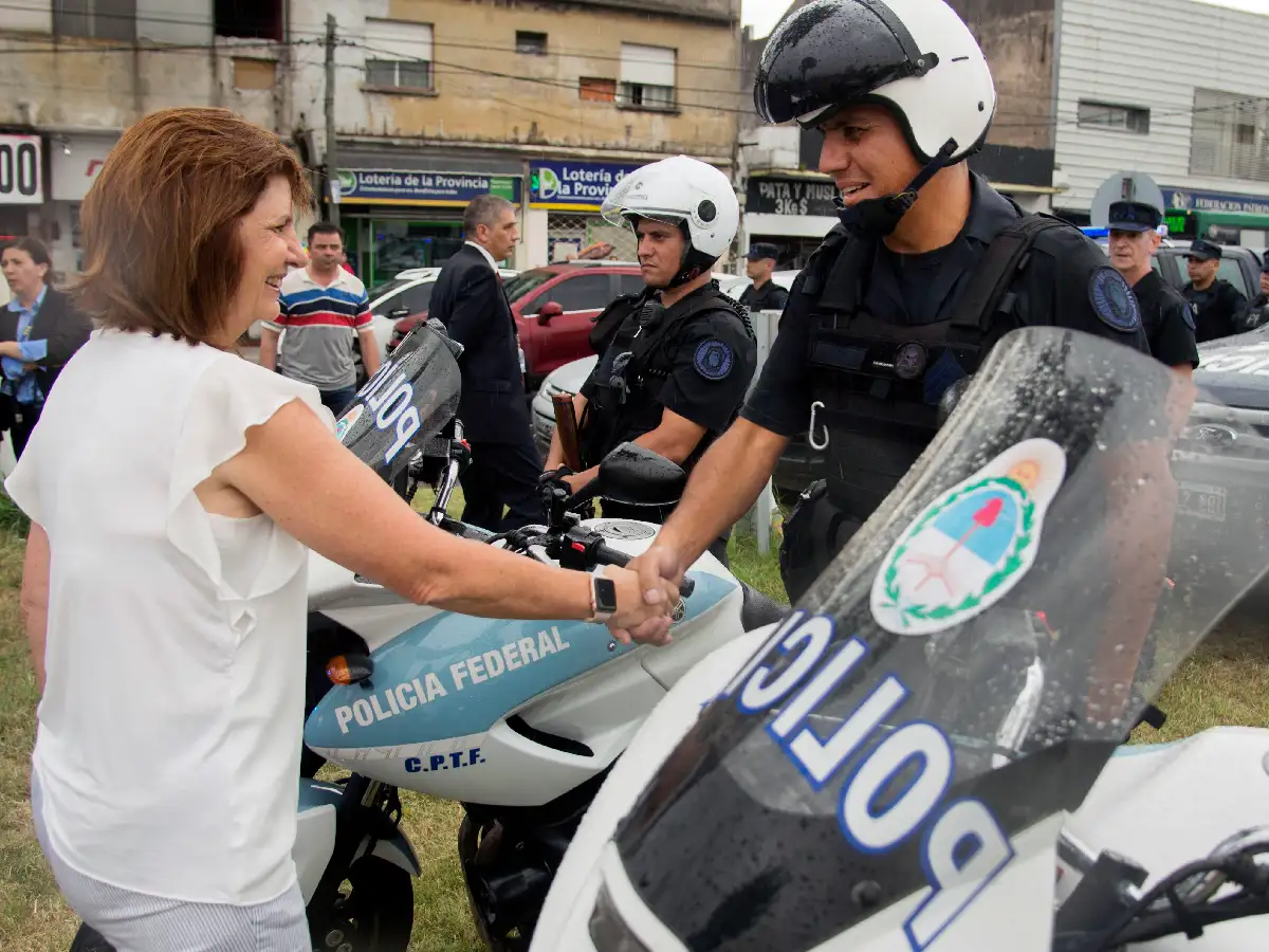  Bullrich comparó al kirchnerismo con el stalinismo que "mató a 20 millones de tipos"
