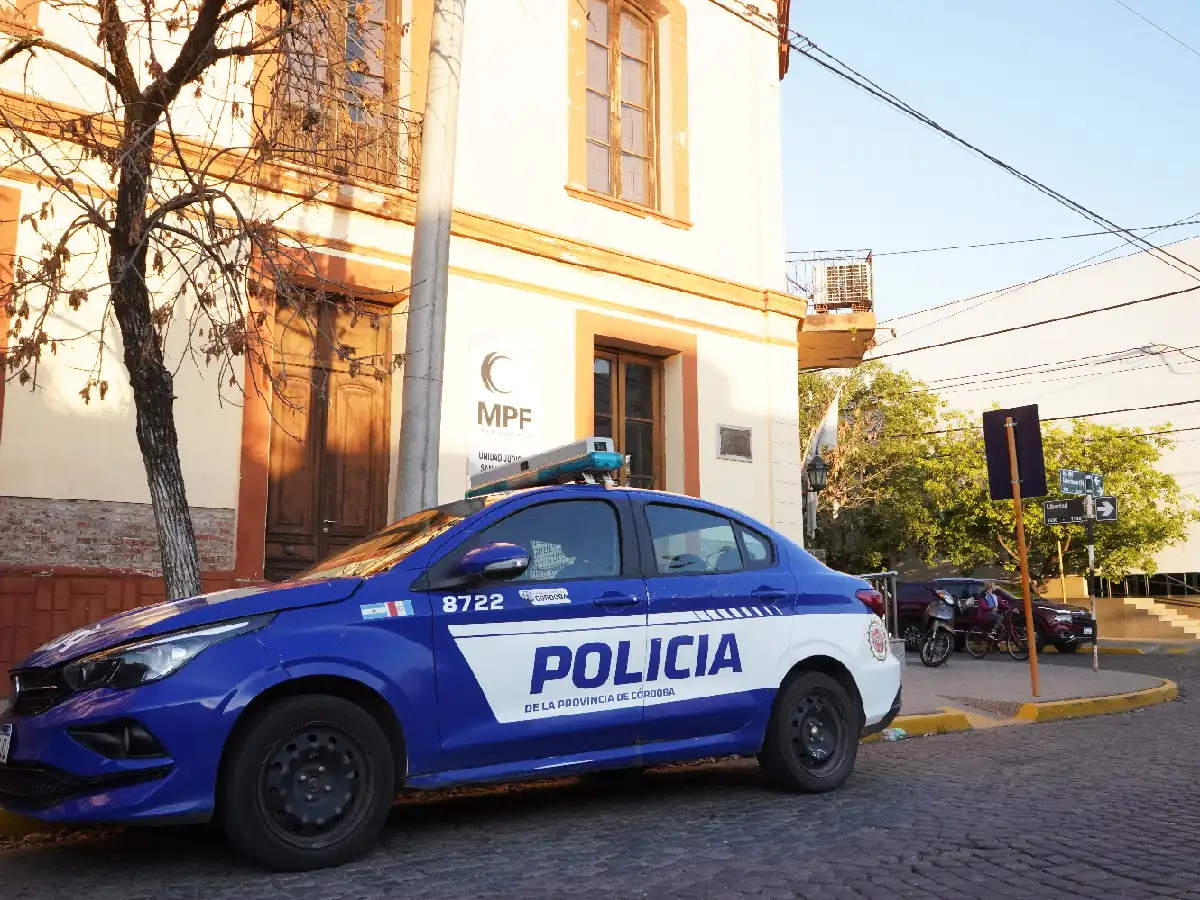 Fue detenido robando cables 