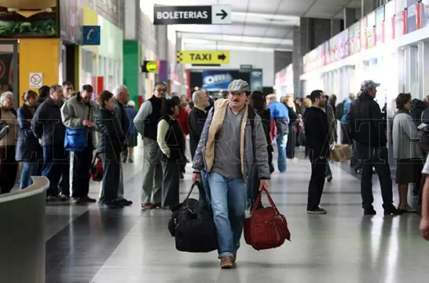 Anunciaron 30% de descuento en pasajes de micros de larga distancia