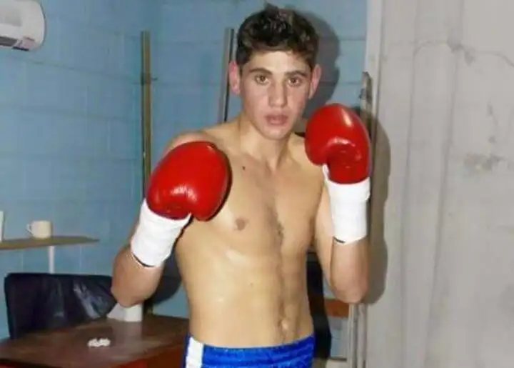 Ronner pelea en Dolores junto a Eniz