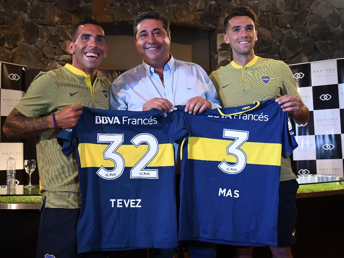 Tevez: “Uno vuelve porque quiere la Libertadores”
