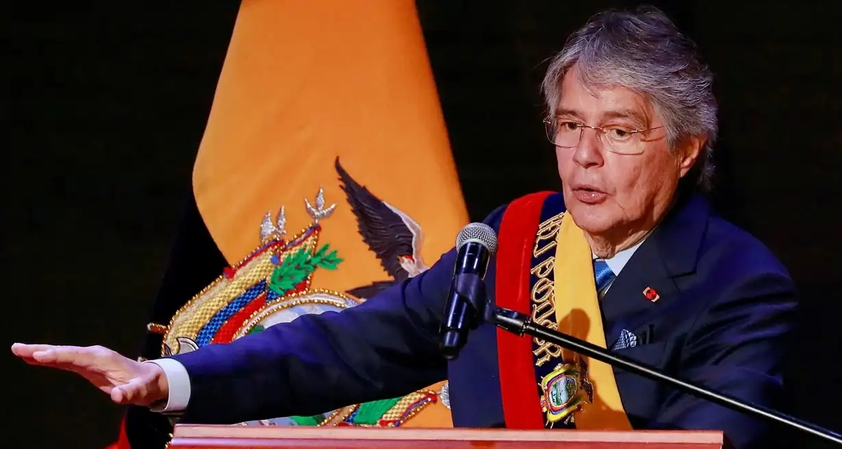 El presidente de Ecuador, Guillermo Lasso, entrega su informe anual a la nación, una semana después de disolver la Asamblea Nacional y convocar elecciones anticipadas, en Quito, Ecuador, el 24 de mayo de 2023. Archivo Reuters