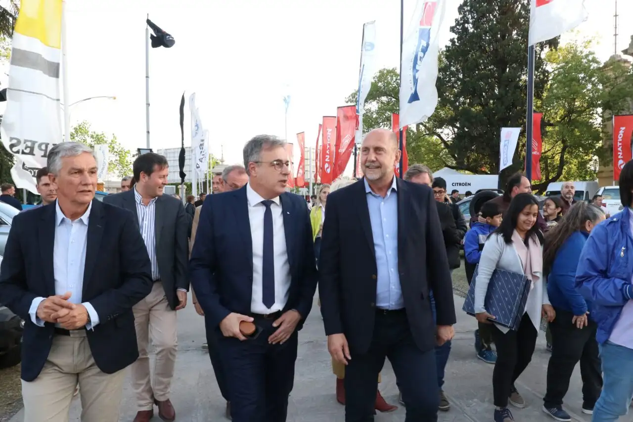 Perotti encabezó el acto de inauguración de la 115 Expo Rural de Rafaela y la región 2022