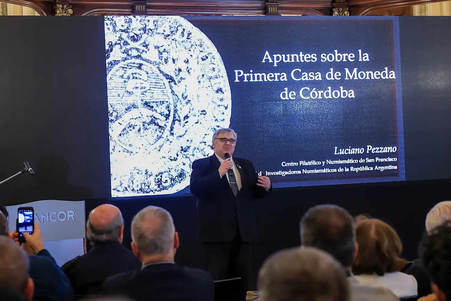 Monedas, mucho más que un objeto de intercambio.