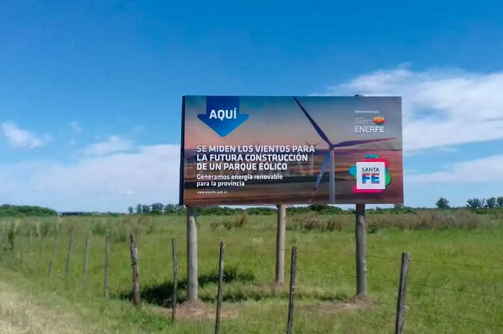 Con la mira en inversores privados, impulsan el futuro Parque Eólico