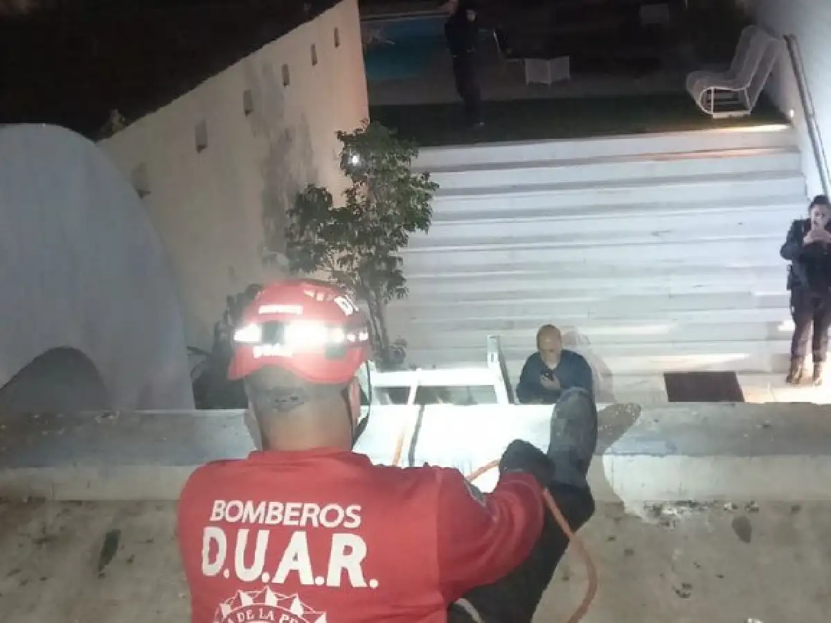 Córdoba: un hombre cayó de un octavo piso y vivió para contarlo