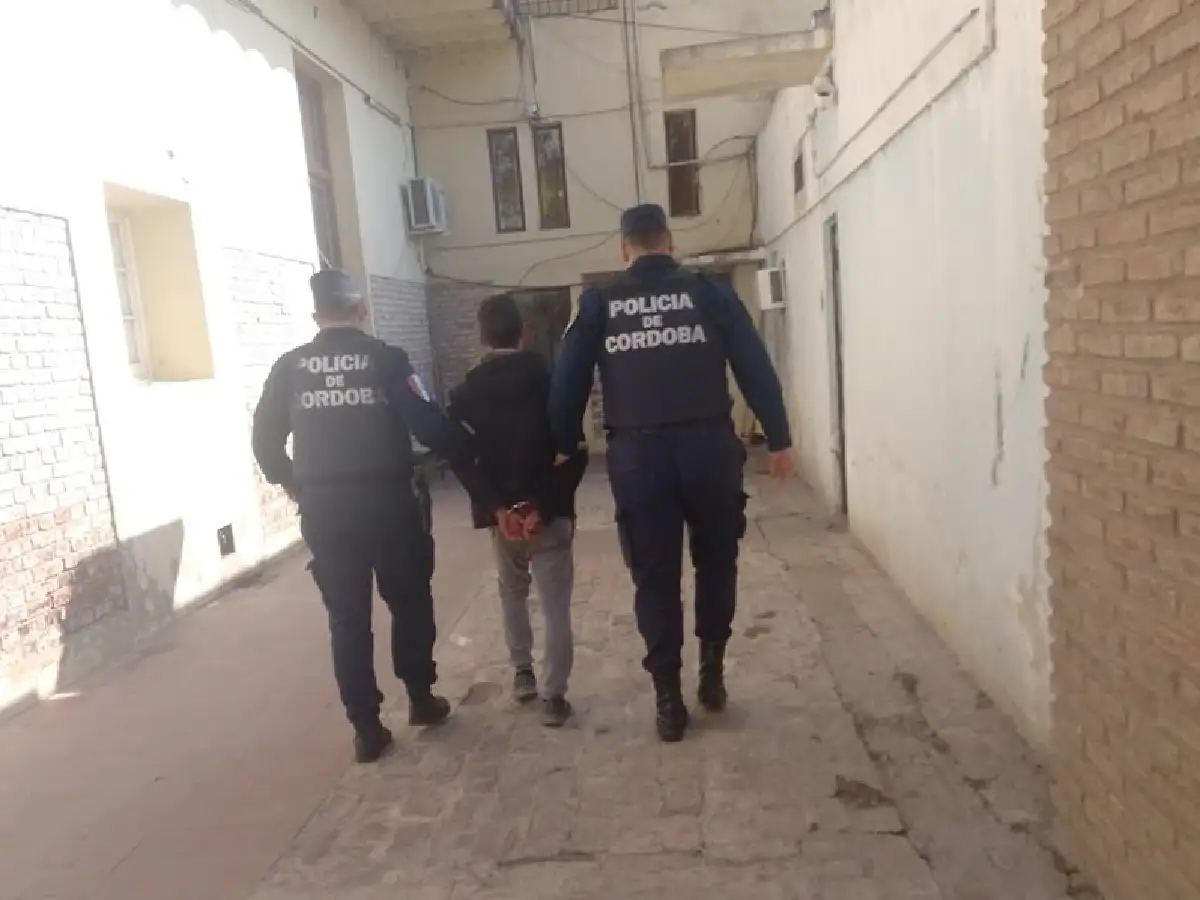 Detuvieron a un joven por robar canillas y cables 