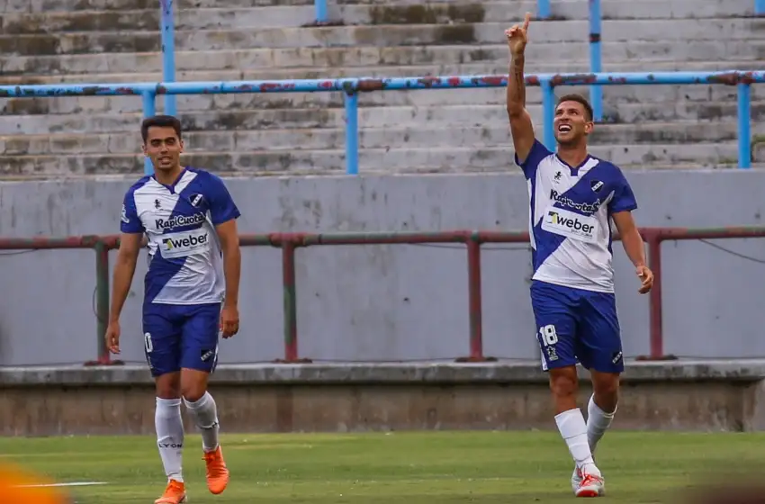 Alvarado igualó sin goles ante San Martín en Tucumán