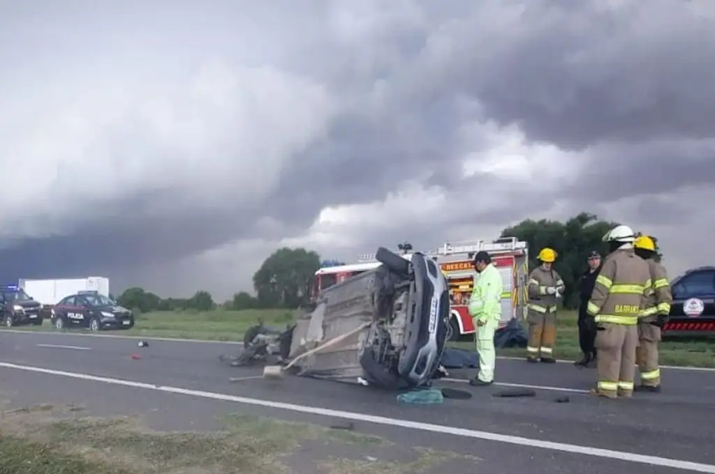 Choque en la autopista Santa Fe – Rosario: un muerto y tres heridos