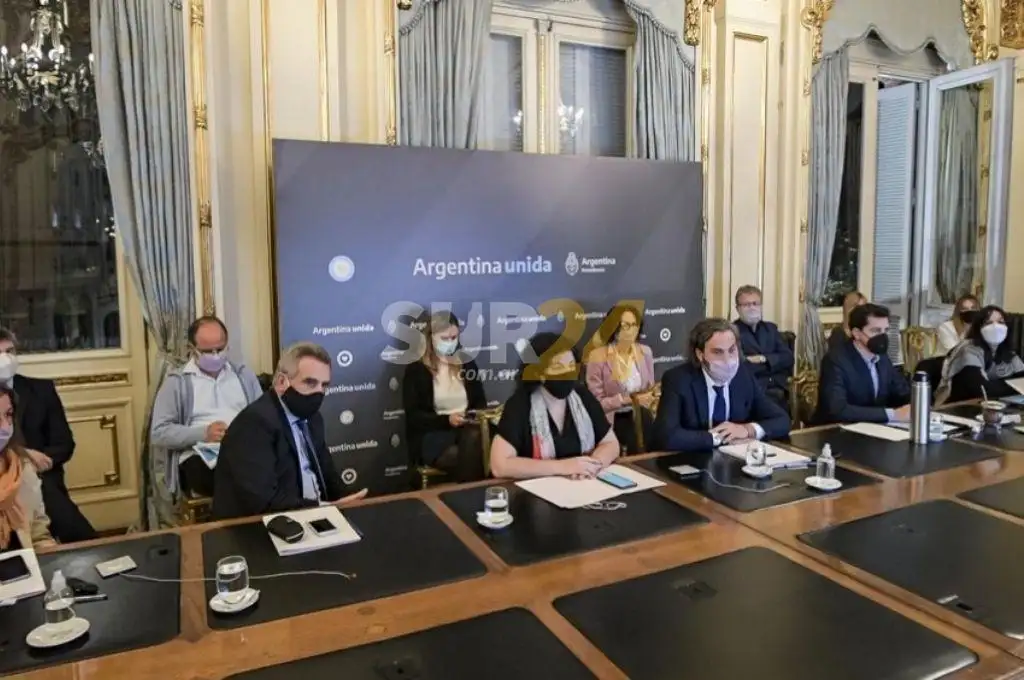 Epidemiólogos, preocupados por la “saturación” del sistema sanitario y el “estrés” del personal