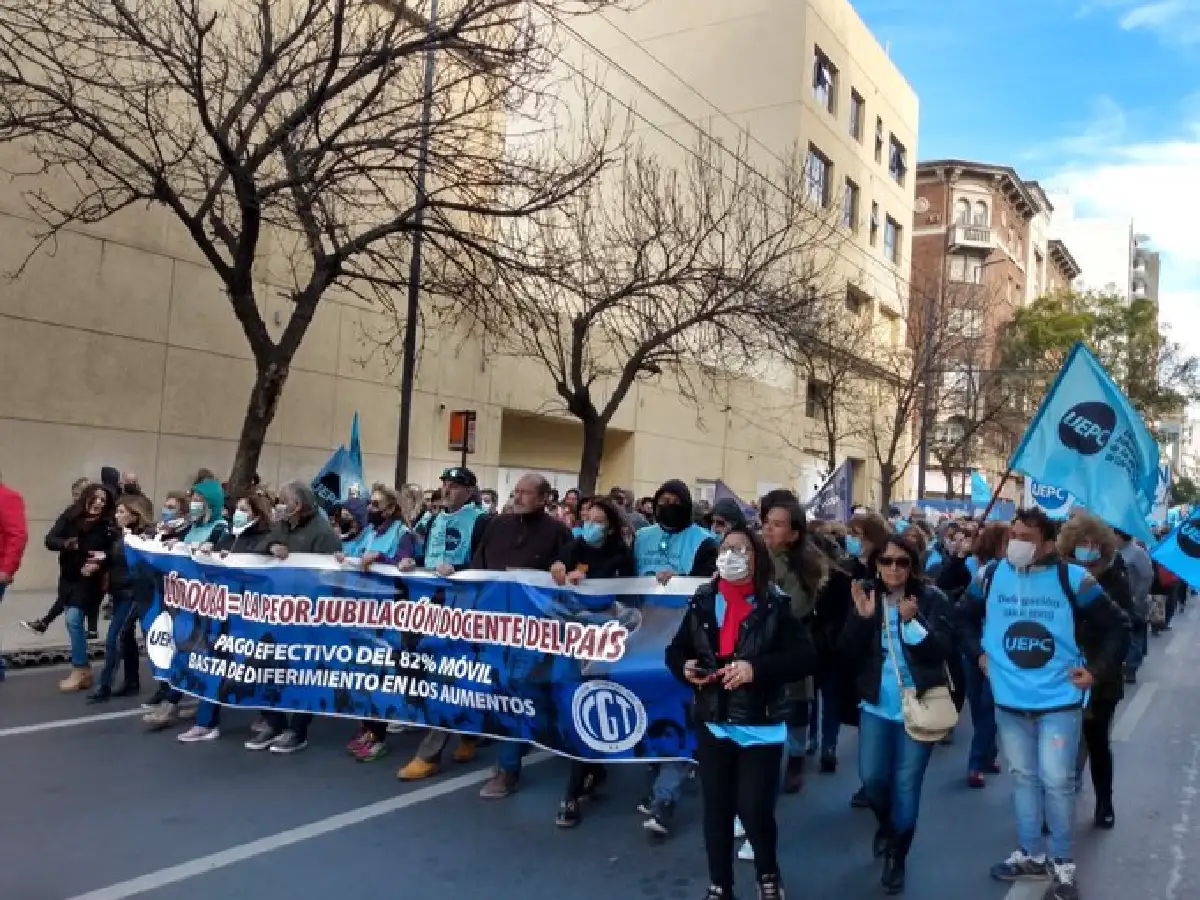  El Gobierno afirma que la adhesión al paro docente fue del 21% en Córdoba