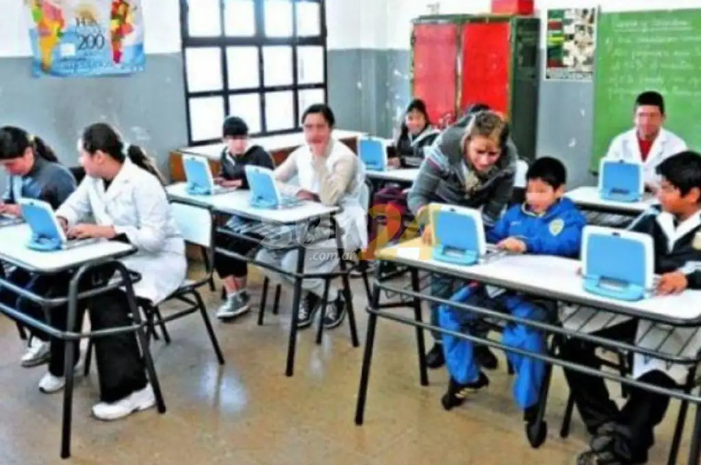 ARSAT dará conexión de internet a las escuelas públicas de todo el país