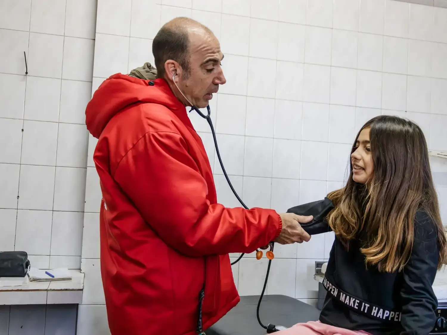 Alerta por la salud infantil: casi el 40% de los chicos se atiende únicamente en el sistema público