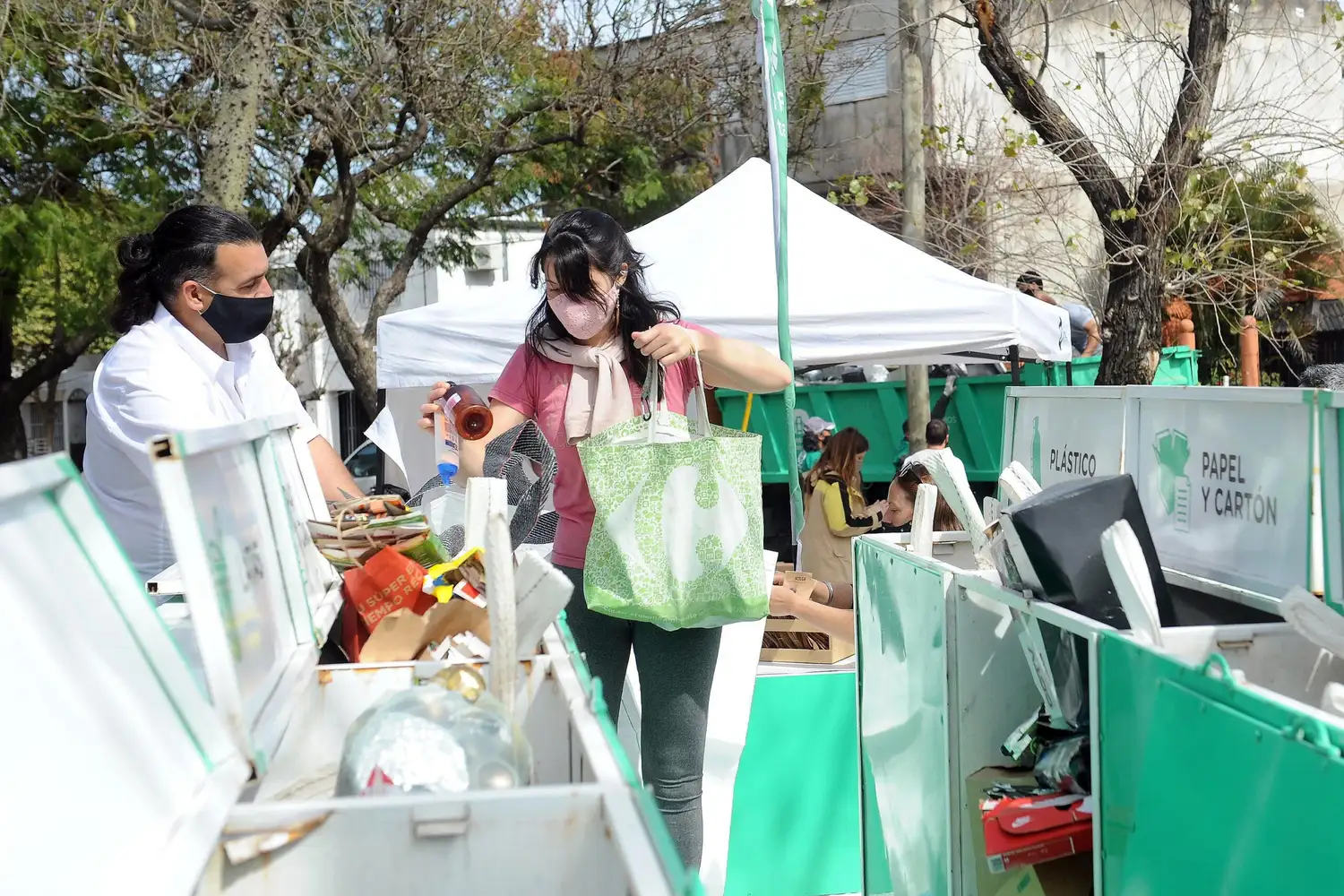 En Distrito Oeste se recolectaron 1.300 kilos de AEES