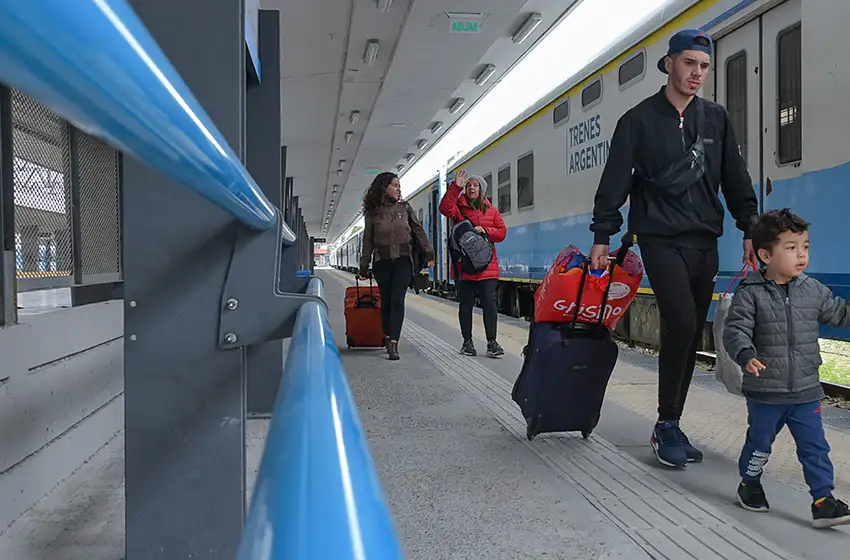 Salen a la venta los pasajes de tren para la temporada