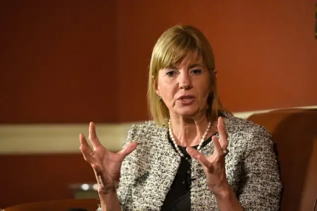 “Rossi apuesta a una construcción individual, yo a una colectiva”