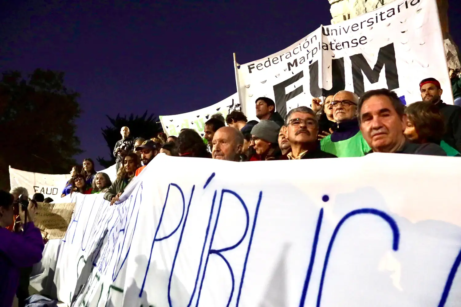 Miércoles con marchas y reclamos en Mar del Plata.