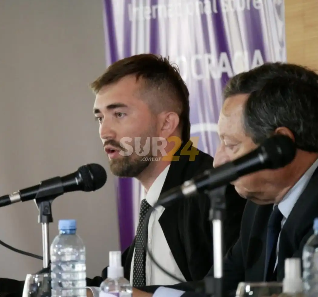 Firmatense lidera el Centro de Estudiantes de la Facultad de Ciencia Política y RRII de la UNR