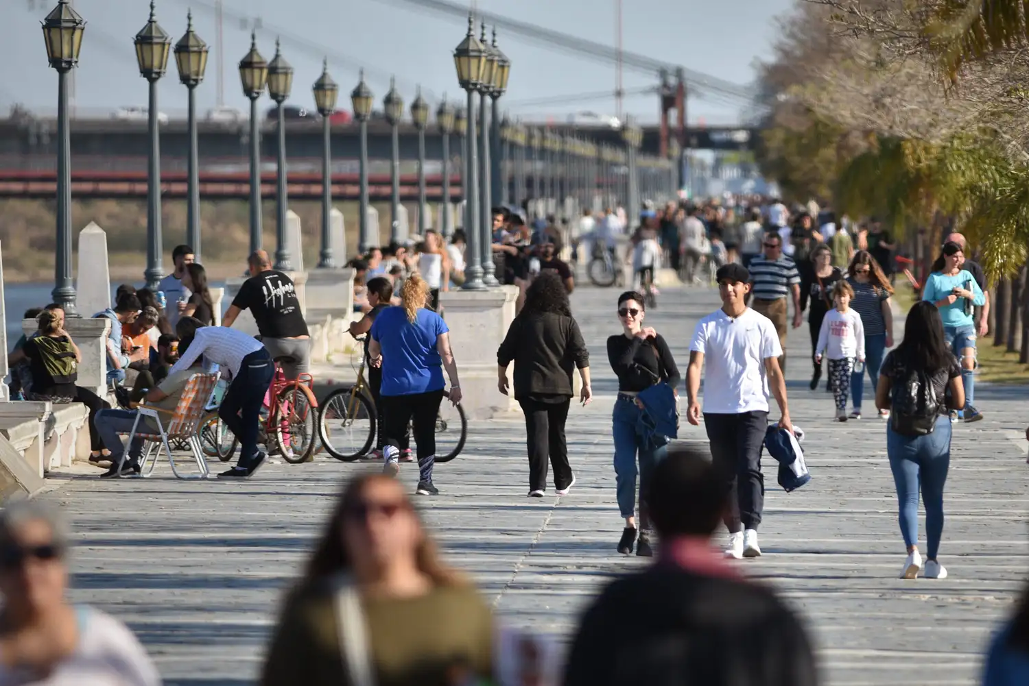 Lunes agradable en la ciudad de Santa Fe
